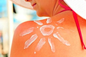 What is the Best Sunscreen Choice for You? We Asked a Dermatologist