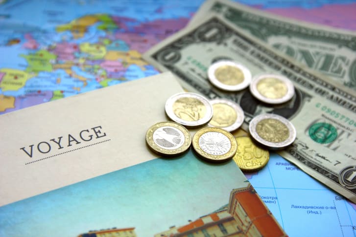 How to avoid overspending by planning your vacation