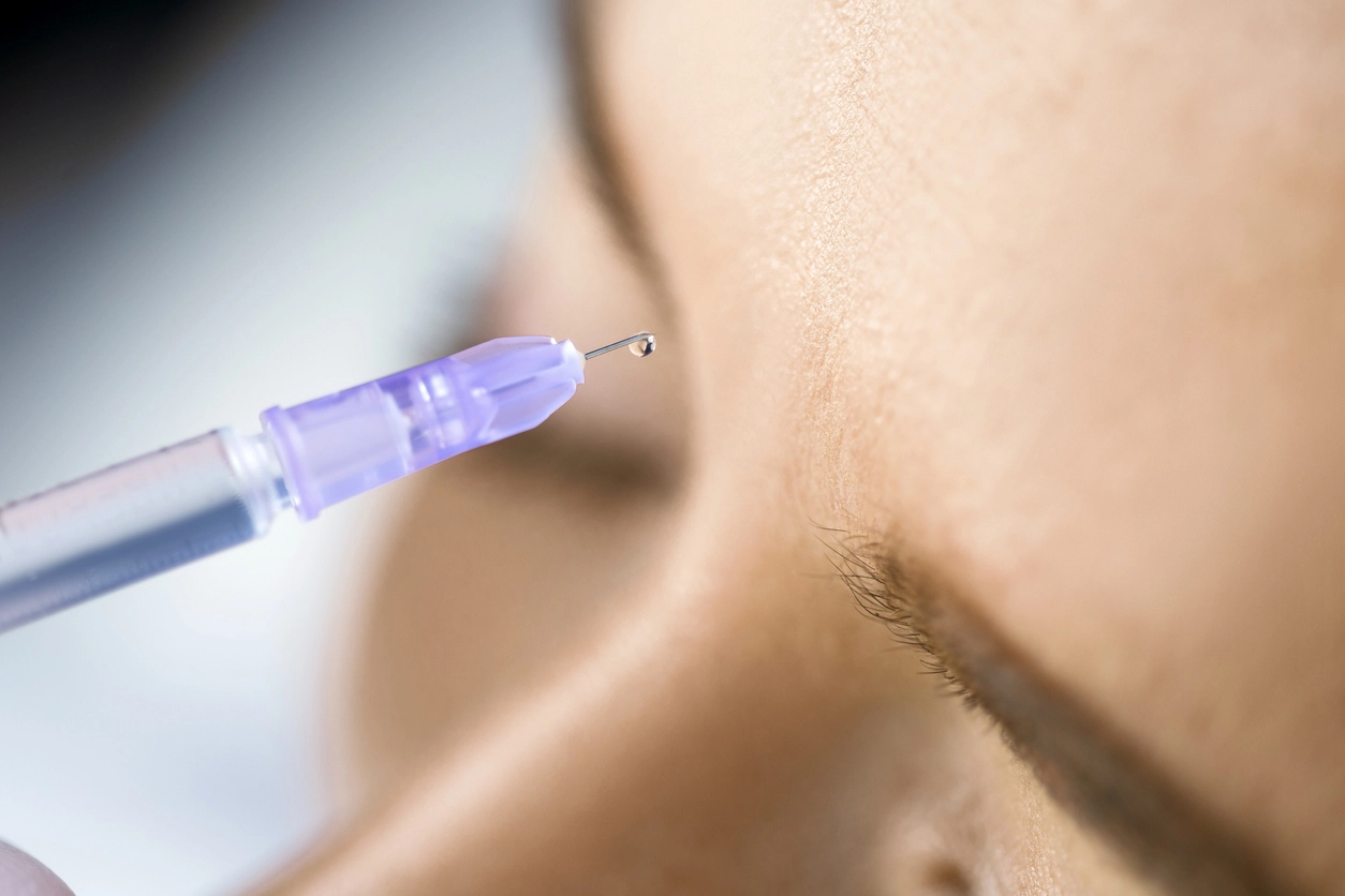 Look younger fast with Hyaluronic acid treatment
