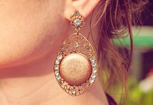 earlobe repair procedure