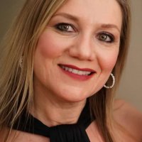 PrimeWomen Author Giella Poblocki