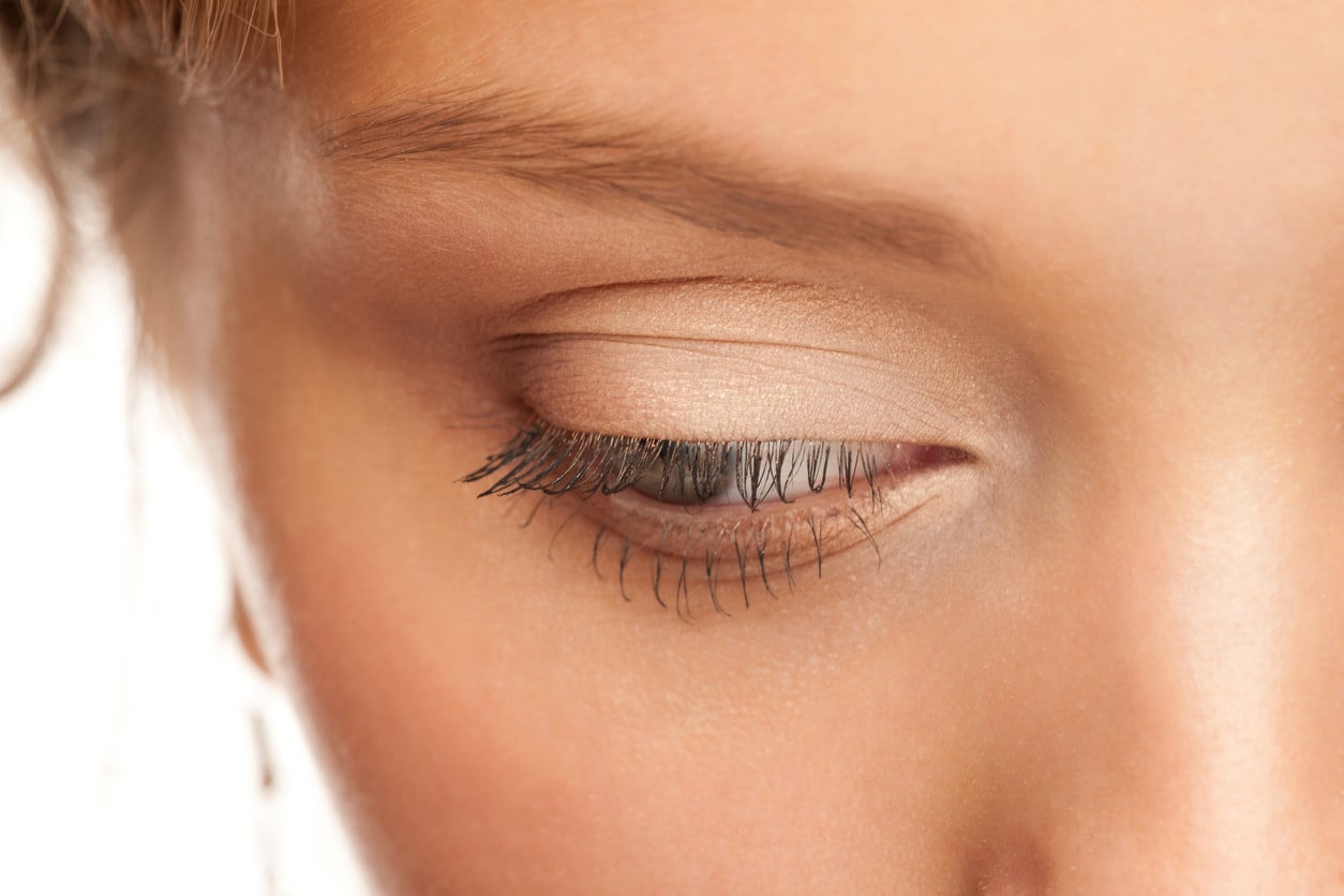 Three tips to resolve fading eyebrows