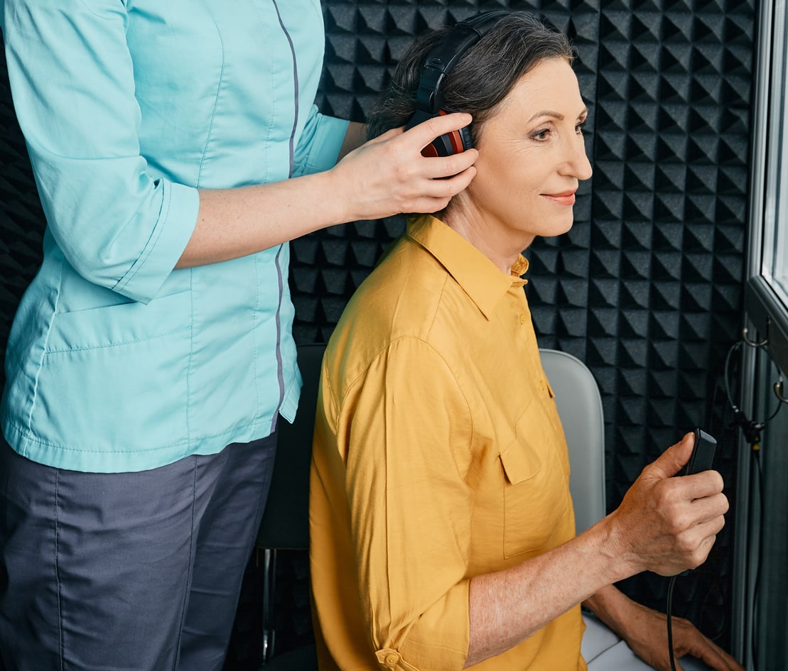 Tinnitus requires a hearing test from an audiologist