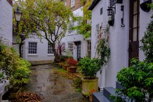 Golden Yard's historic houses in Greater London