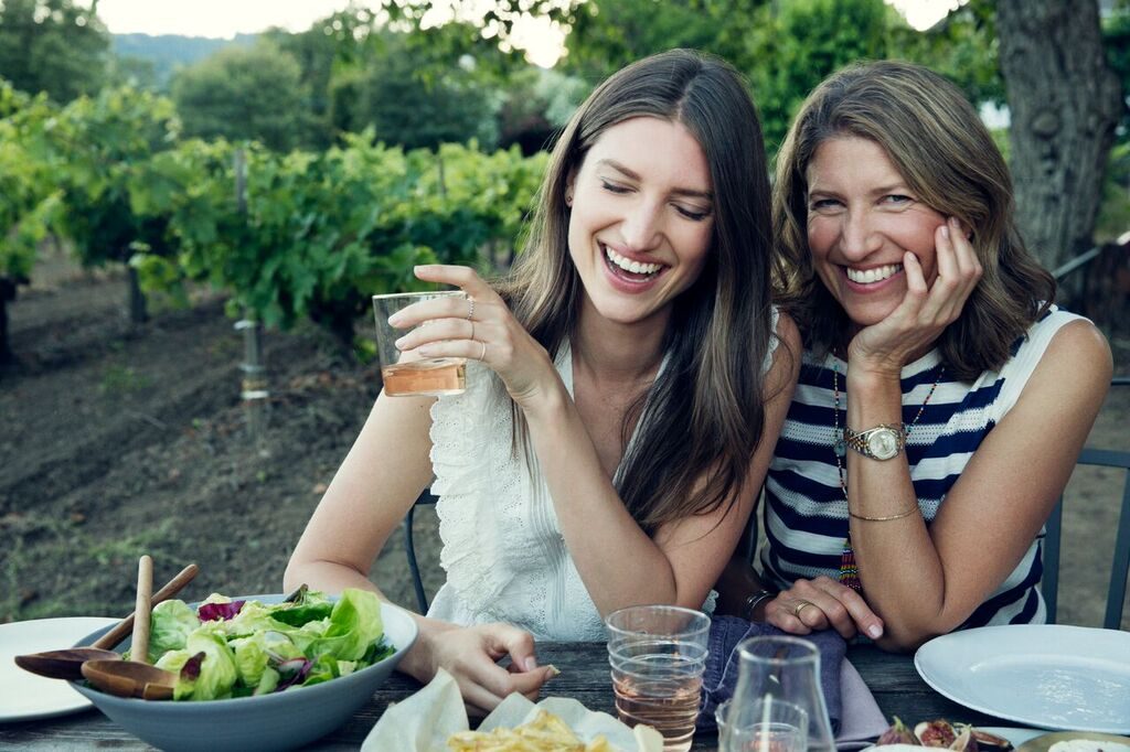 Lorenza 08_Entertaining_3090 copy_preview by Anna Wolf