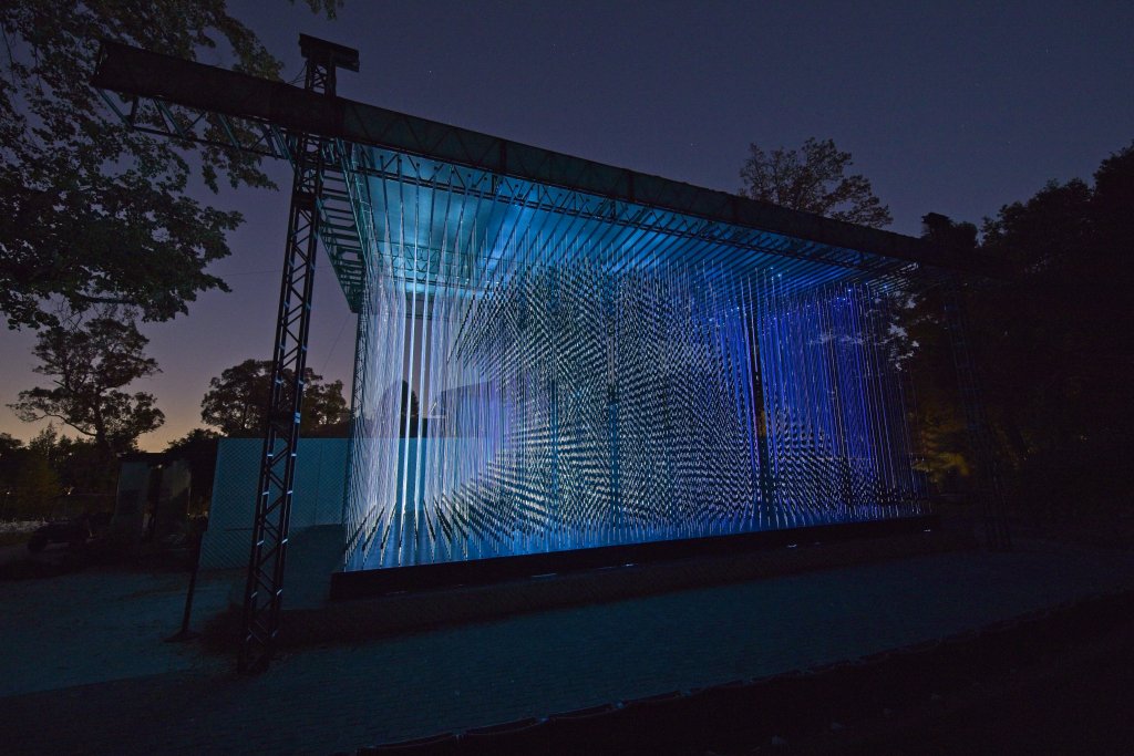 Reepicheep's Wave, 2018. 20'h x 46' l x 19.8w. JPG