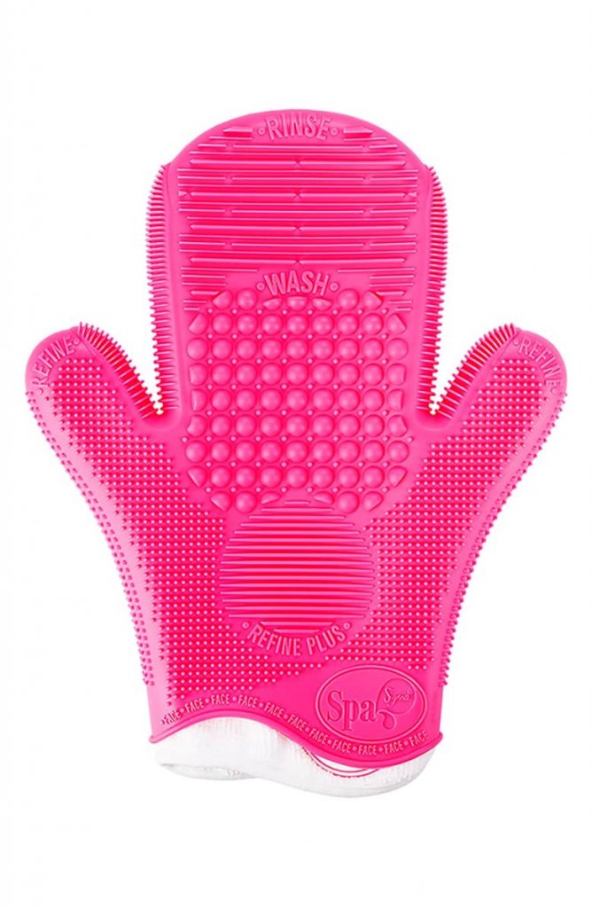 Sigma Spa® 2X Brush Cleaning Glove