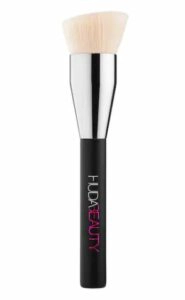 Huda Beauty Buff Blend Brush