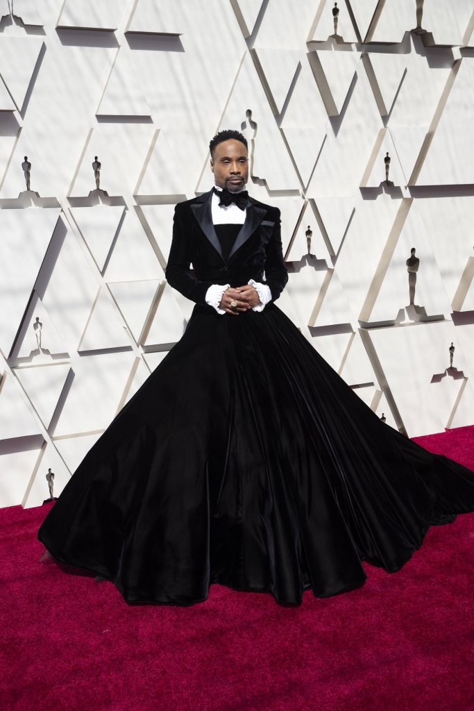 RedCarpet-Oscars-Billy Porter wears a tuxedo dress by Christian Siriano