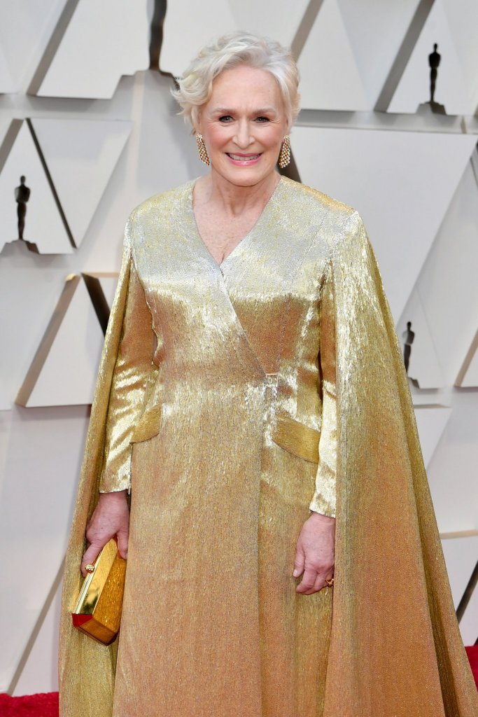 RedCarpet-Oscars-Glenn Close wears a Carolina Herrera custom gown