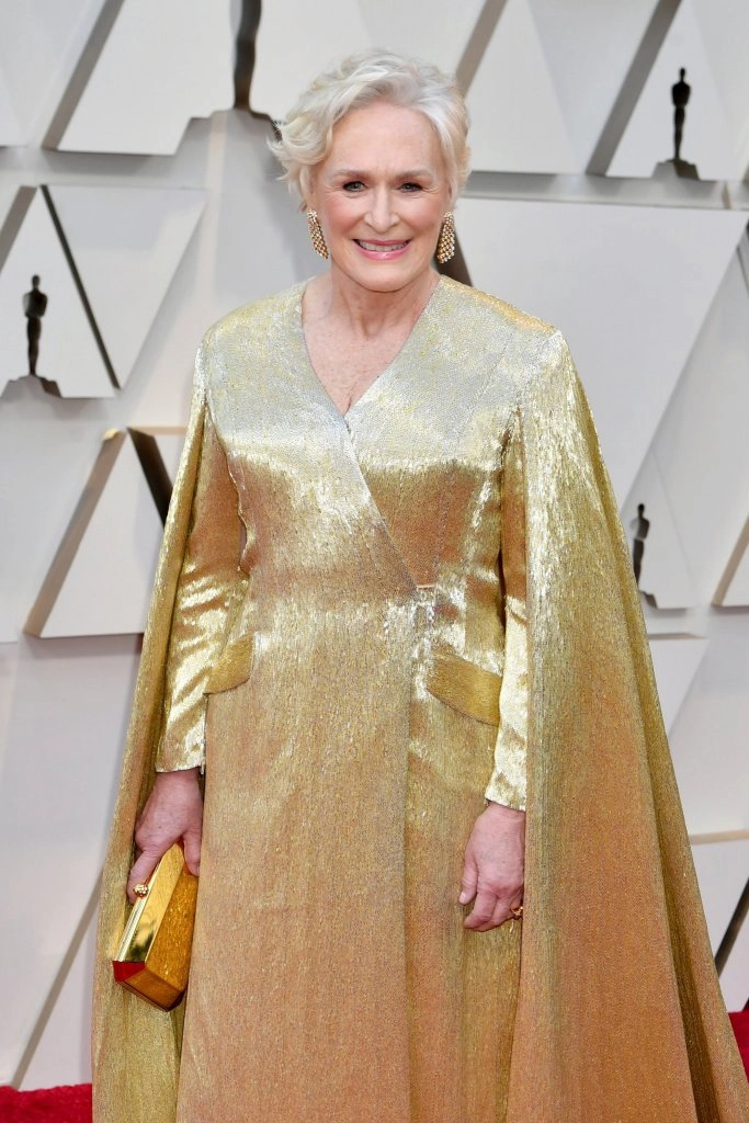 RedCarpet-Oscars-Glenn Close wears a Carolina Herrera custom gown