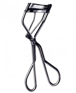 How to Make Your Eyes Look Bigger Surratt Relevee Lash Curler