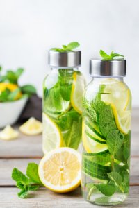 7 Reasons to Stay Hydrated-Spa Water