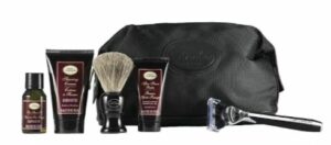 Trousse de voyage The Art Of Shaving en bois de santal avec rasoir Morris Park