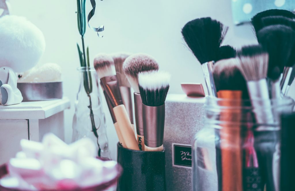 Makeup brushes need to be cleaned, even when using organic makeup