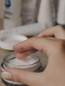 Baking soda can be used as a face mask Baking soda can be used as a face mask