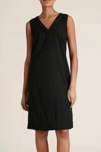 Linen V-Neck Knee Length Shift Dress
