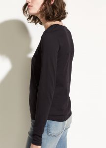 Buy your investment clothing shirts in different sleeve length for different seasons.