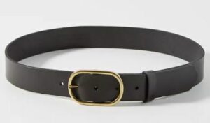 Ceinture Anthropologie Mabel dans une garde-robe d'été noire