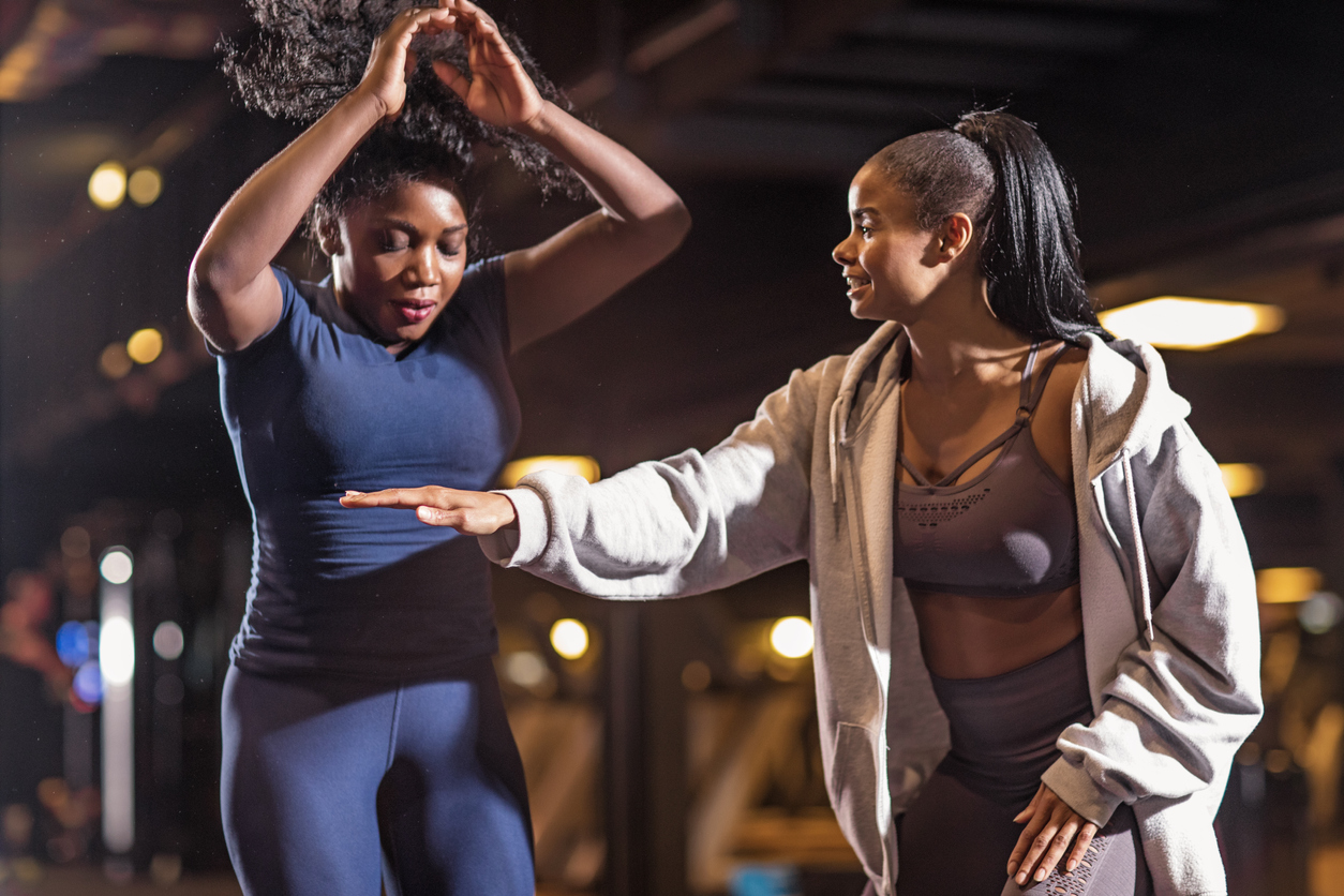 Start a fitness resolution, consider a personal trainer when working out 