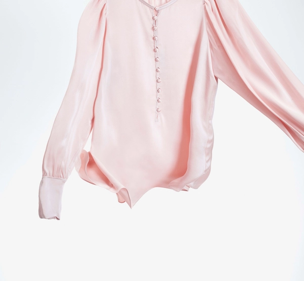 Laundress_silk