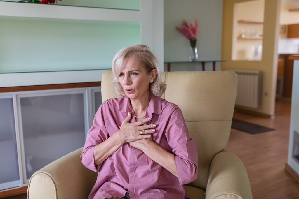 A Senior Woman with Cardiol Problems is Feeling an Unbearable Pain in the Chest.