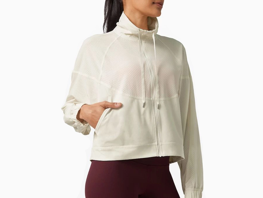 Lightweight Jackets For The "Middle" Season Of Summer And Fall