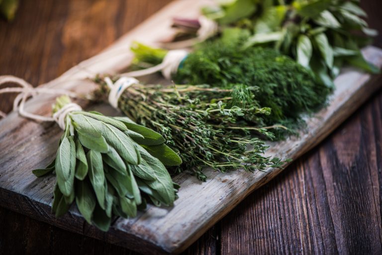 5 Anti-Aging Herbs and Spices