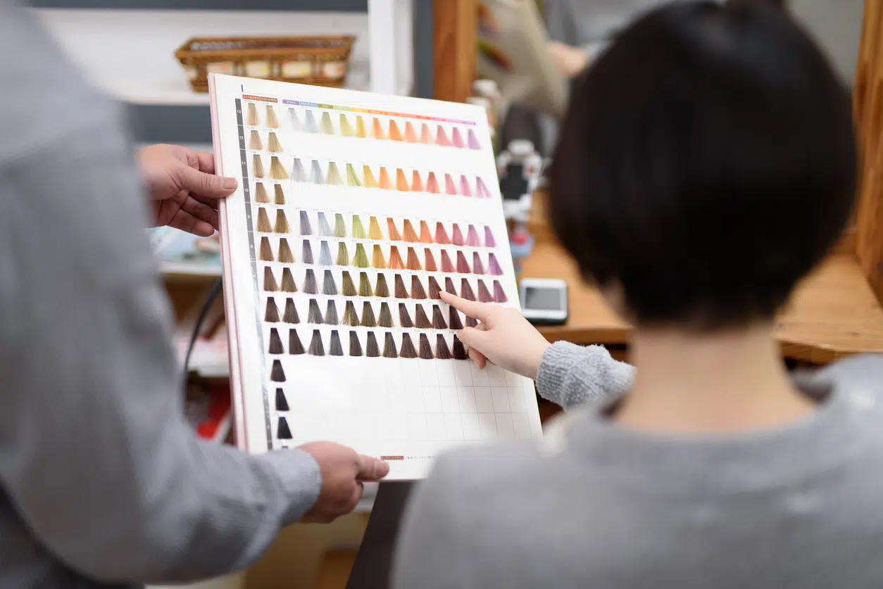 Hair color palette, hair colors that age you