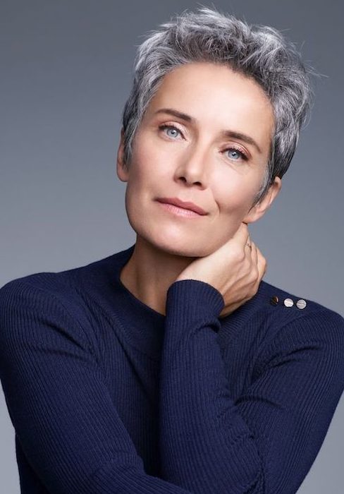 short hairstyles for older women