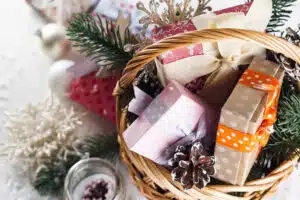 Basket of gifts for the gift sets