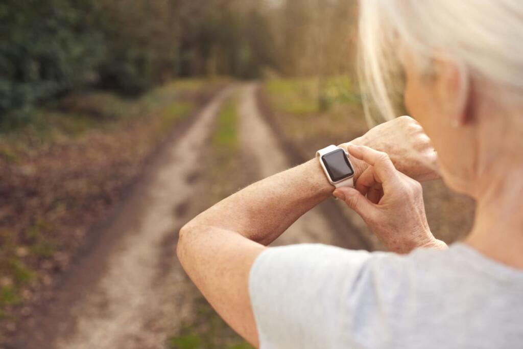 best smartwatches for women's health tracking
