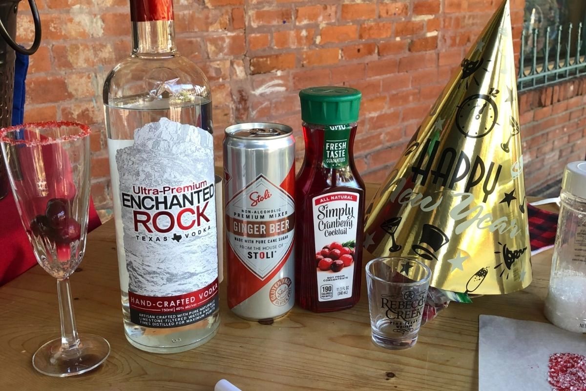 How to make a Cranberry NYE Cocktail