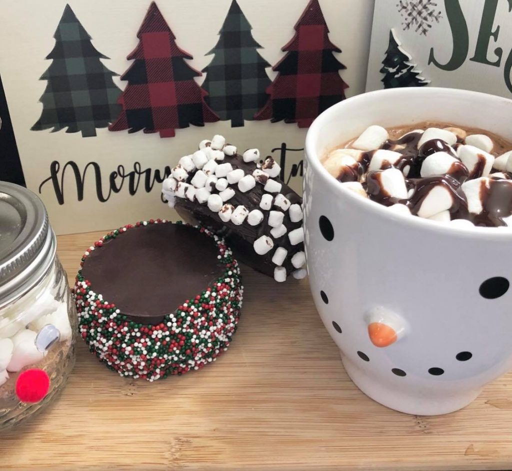 How to make hot chocolate bombs step by step