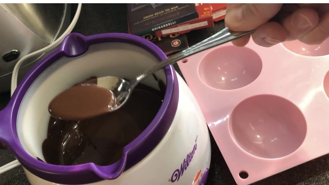 Making Hot Chocolate Bombs