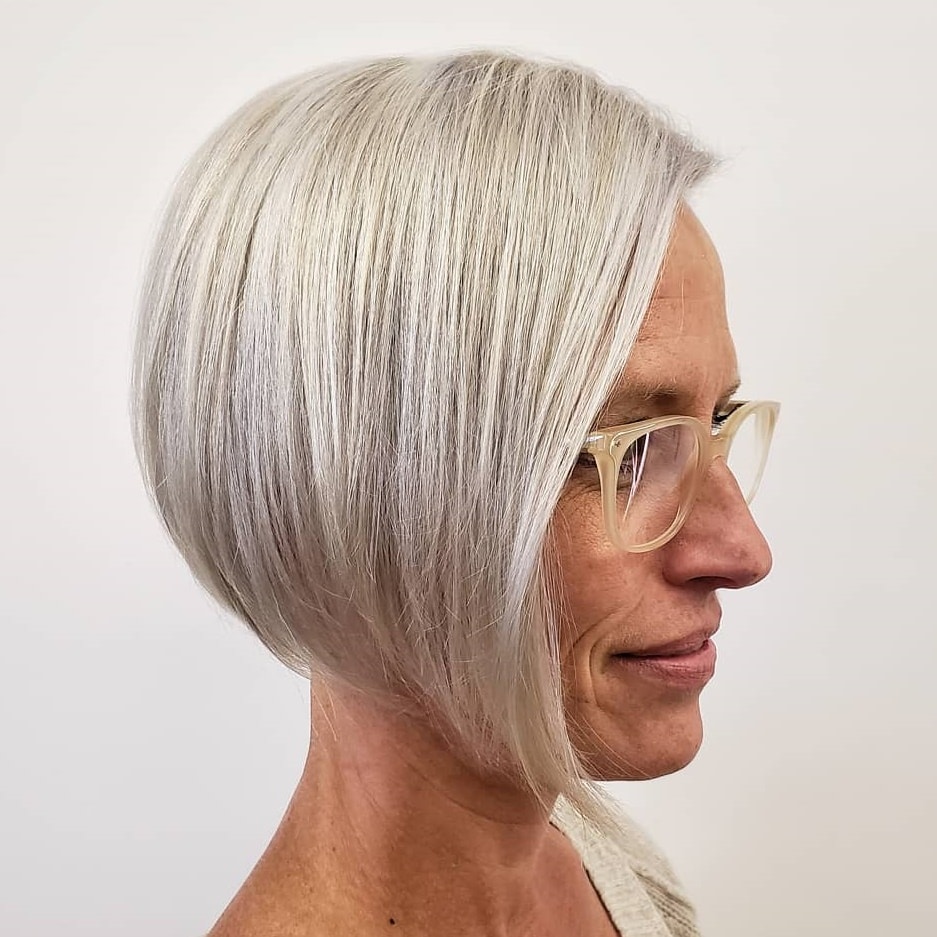 60 Hottest Hairstyles and Haircuts for Women Over 60 to Sport in 2022