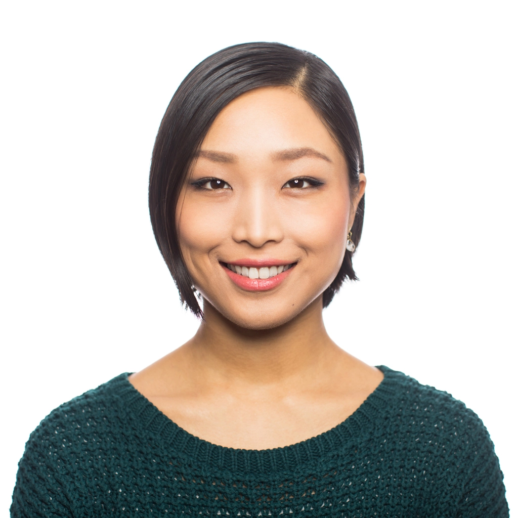 Bob haircut - Japanese woman with an asymmetrical bob haircut and a round face shape 