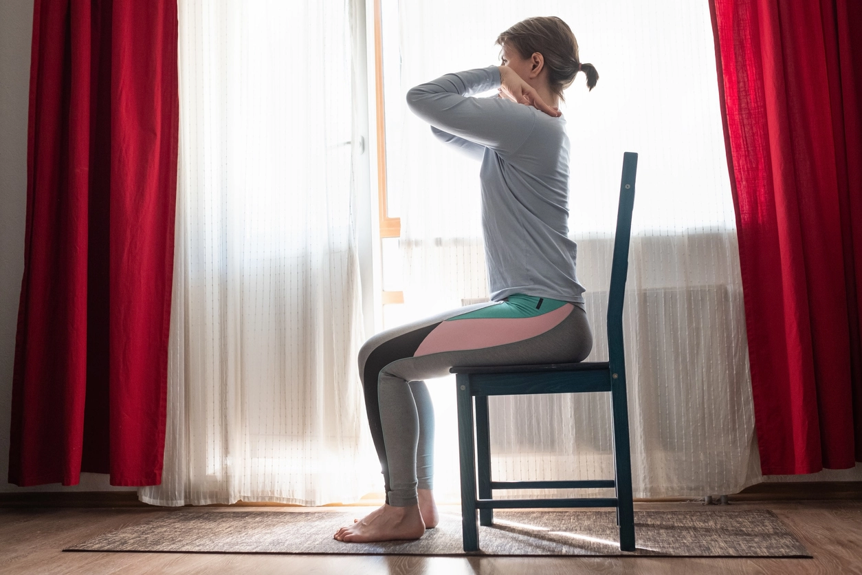 Shoulder rolls for stretching