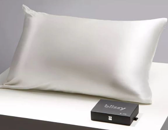 Blissy silk pillowcase for fine or thinning hair
