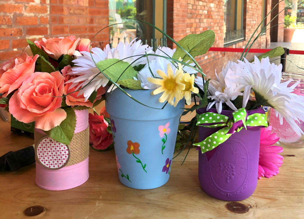 DIY Mother's Day Flower Pots make a perfect gift for mom