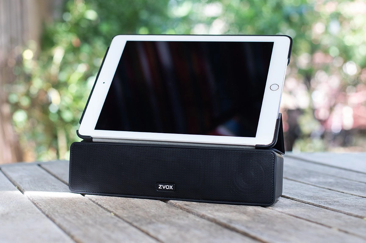 ACCUVOICE AV100 TV SPEAKER WITH SIX LEVELS OF VOICE BOOST