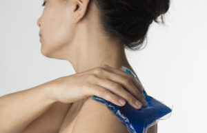Menopausal frozen shoulder, shoulder pain