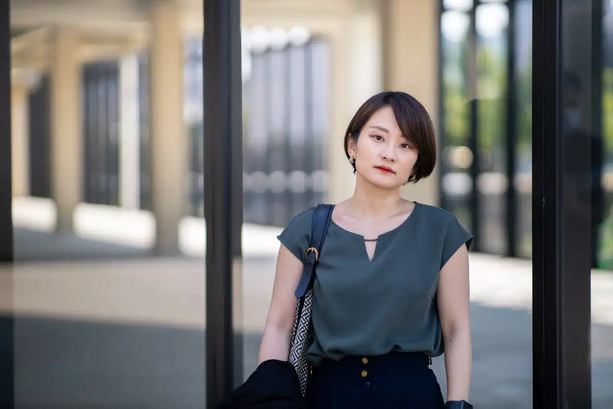Asian woman with bob haircut and a square face shape