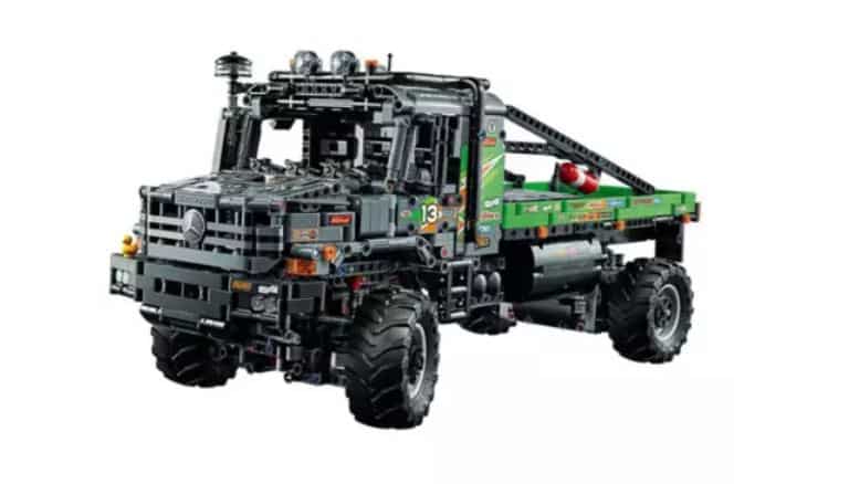 Lego Technic 4x4 Mercedes-Benz Zetros Trial Truck