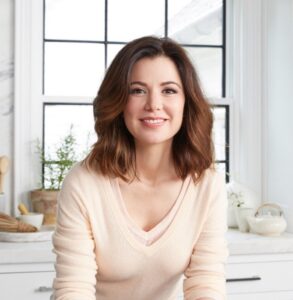 Naomi Whittel Author Headshot