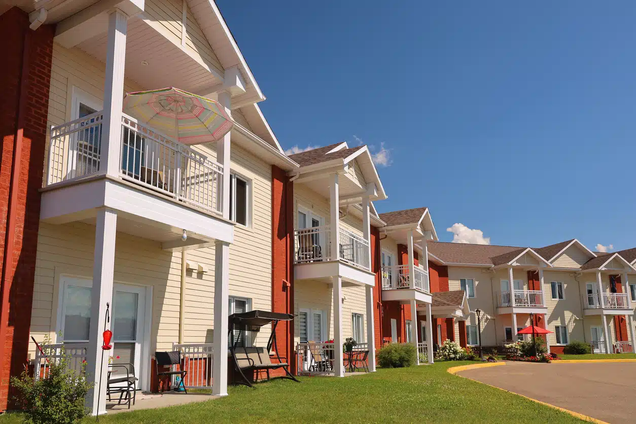 Retirement home vs nursing home