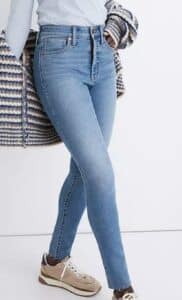 Tall Curvy High-Rise Skinny Jeans in Ainsworth Wash