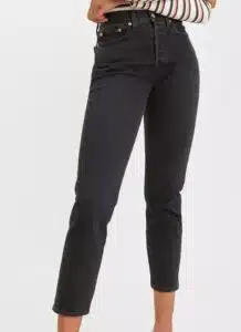 Wedgie Fit Ankle Jeans