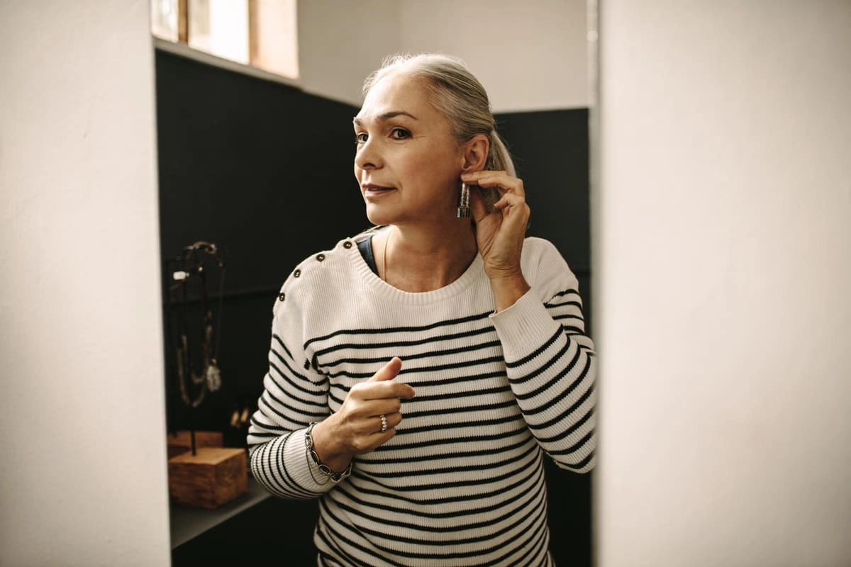 Clip-on earrings feature