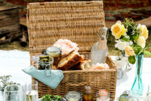 Picnic date ideas